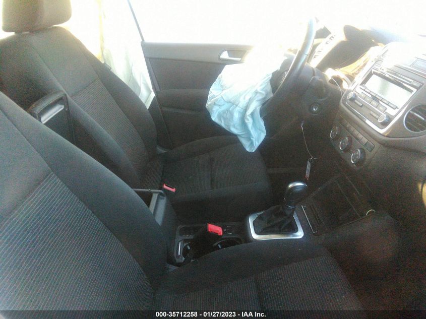 2014 VOLKSWAGEN TIGUAN S - WVGAV3AXXEW526817