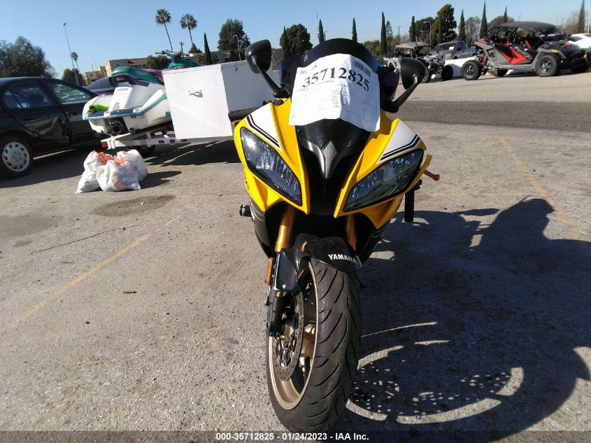 2016 YAMAHA YZFR6 C JYARJ16Y1GA010415