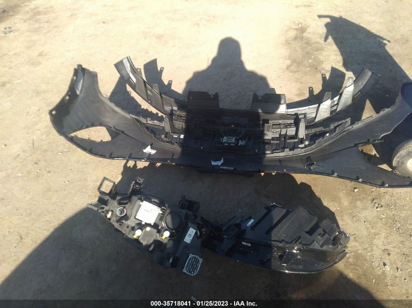 2021 VOLKSWAGEN ID.4 PRO WVGRMPE23MP023053