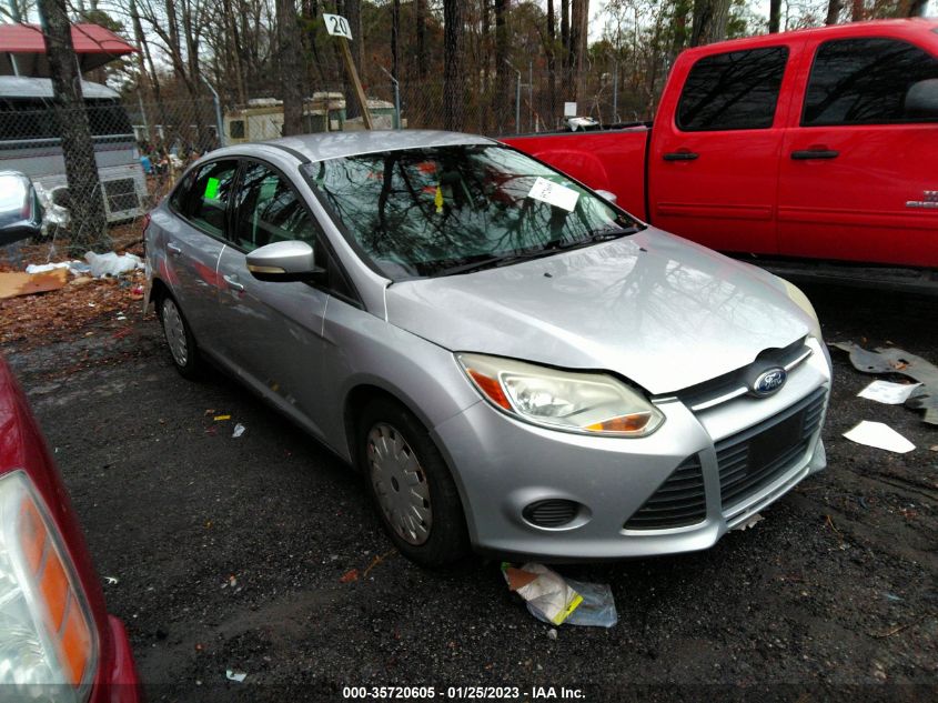 VIN 1FADP3F2XDL327488 2013 FORD FOCUS no.1