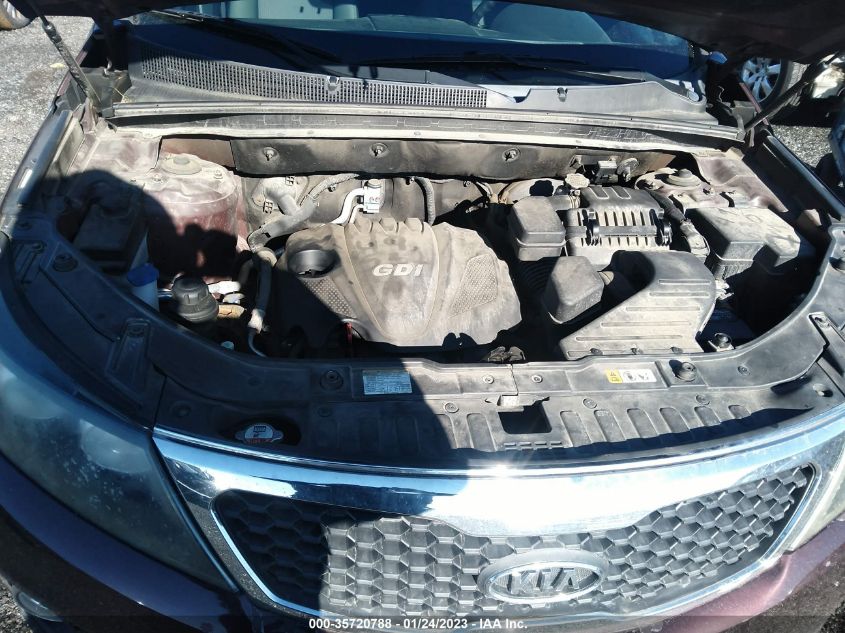 2013 KIA SORENTO LX - 5XYKT3A69DG381884