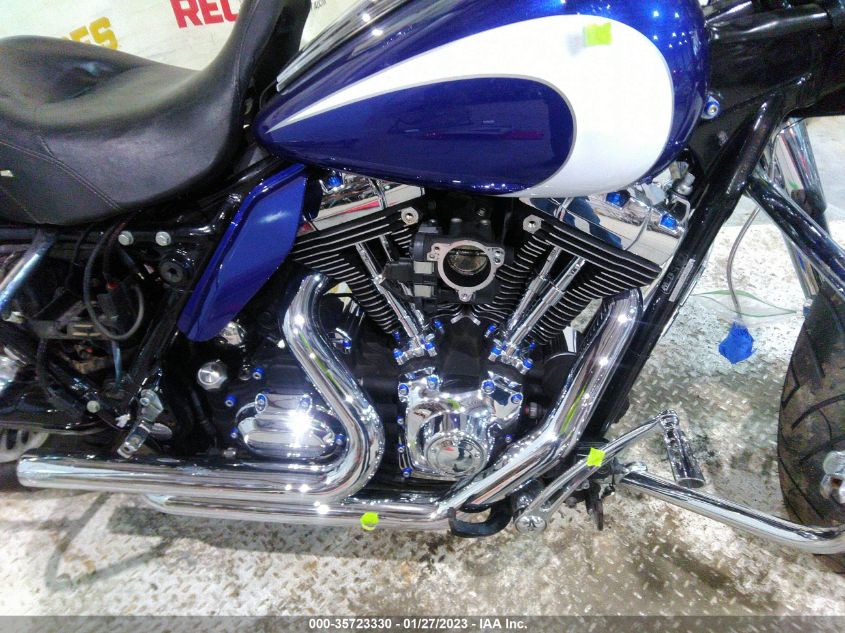 2010 HARLEY-DAVIDSON FLHR - 1HD1FB417AB609110