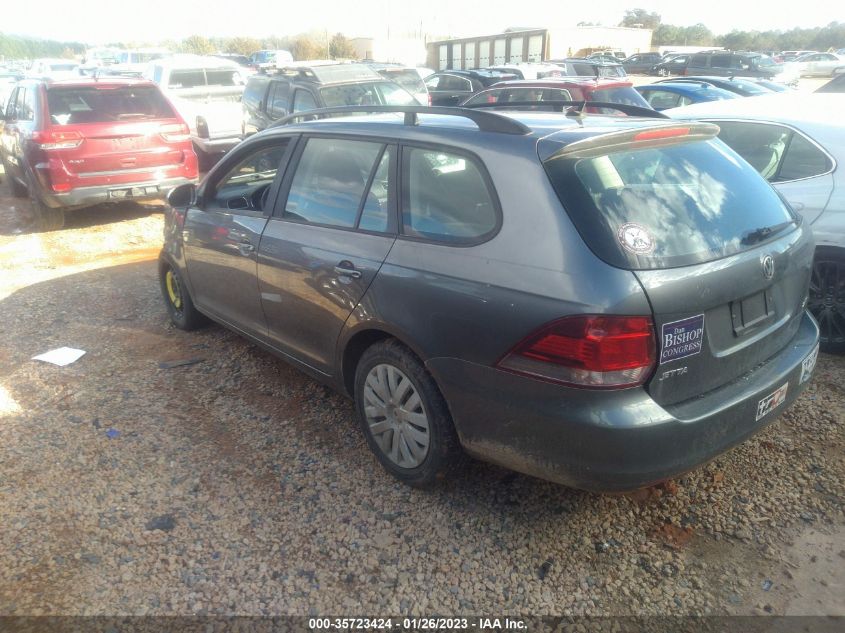 2013 VOLKSWAGEN JETTA SPORTWAGEN S 3VWPP7AJ4DM647169