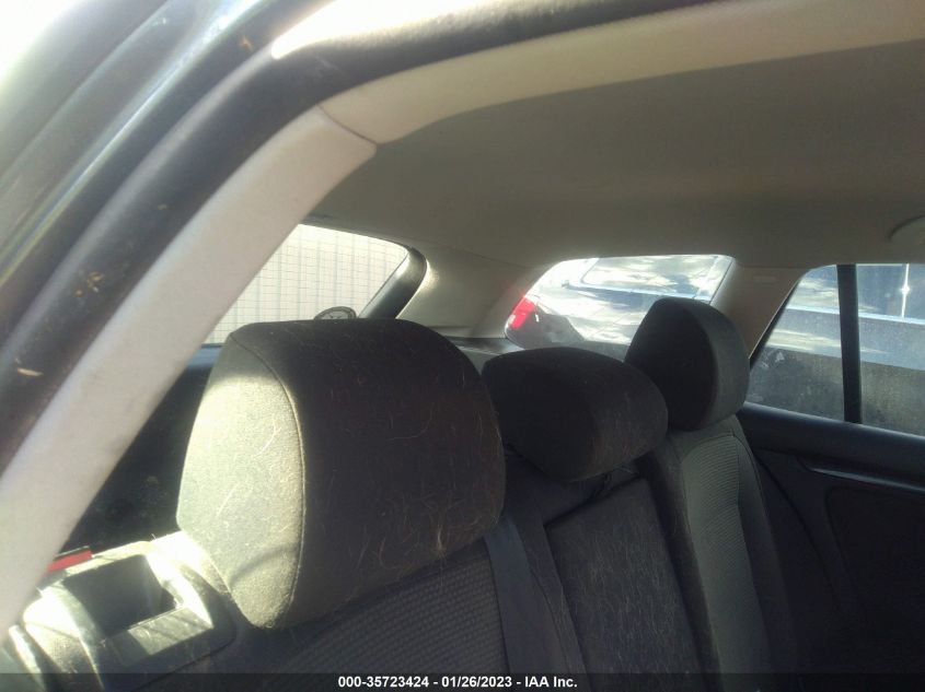 2013 VOLKSWAGEN JETTA SPORTWAGEN S 3VWPP7AJ4DM647169