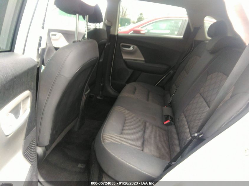 KNDCB3LCXL5397965 Kia Niro LX 8