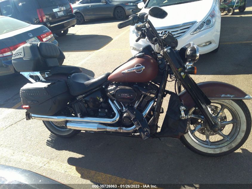 2018 HARLEY-DAVIDSON FLHCS HERITAGE CLASSIC 114 1HD1YBK32JC014013