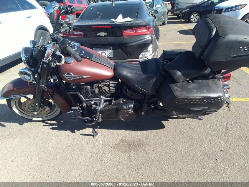 2018 HARLEY-DAVIDSON FLHCS HERITAGE CLASSIC 114 1HD1YBK32JC014013