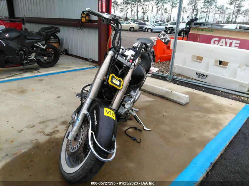 2001 YAMAHA XVS1100 JYAVP11E61A016857