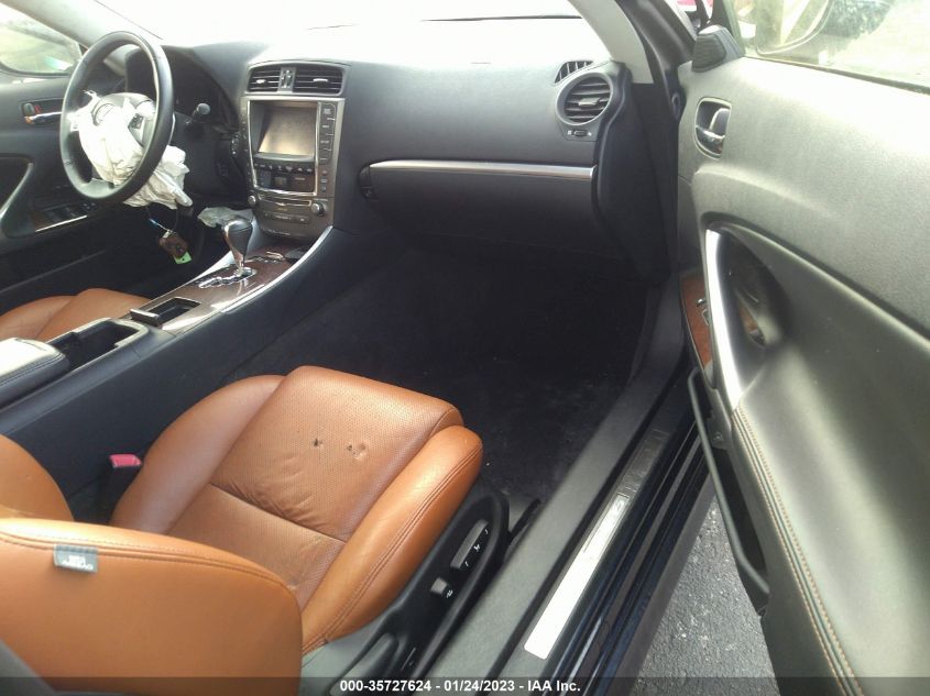 2014 LEXUS IS 250C JTHFF2C24E2529379