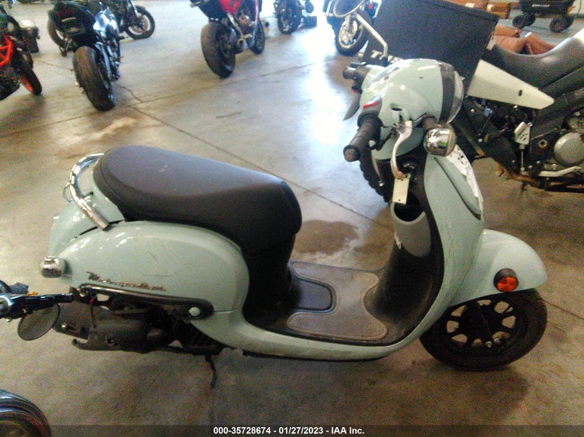 VIN JH2AF7715NK503553 2022 HONDA NCW50