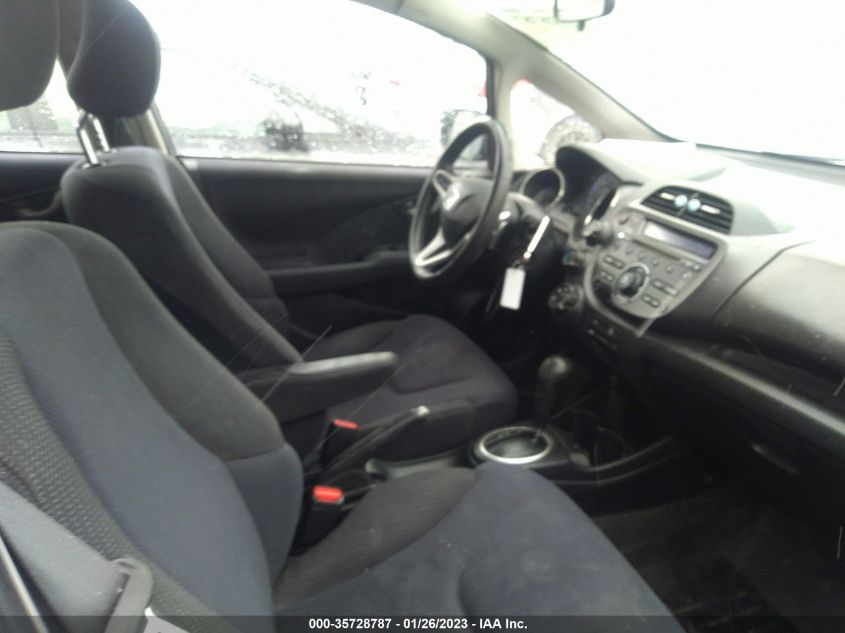 2013 HONDA FIT SPORT - JHMGE8H59DC043284