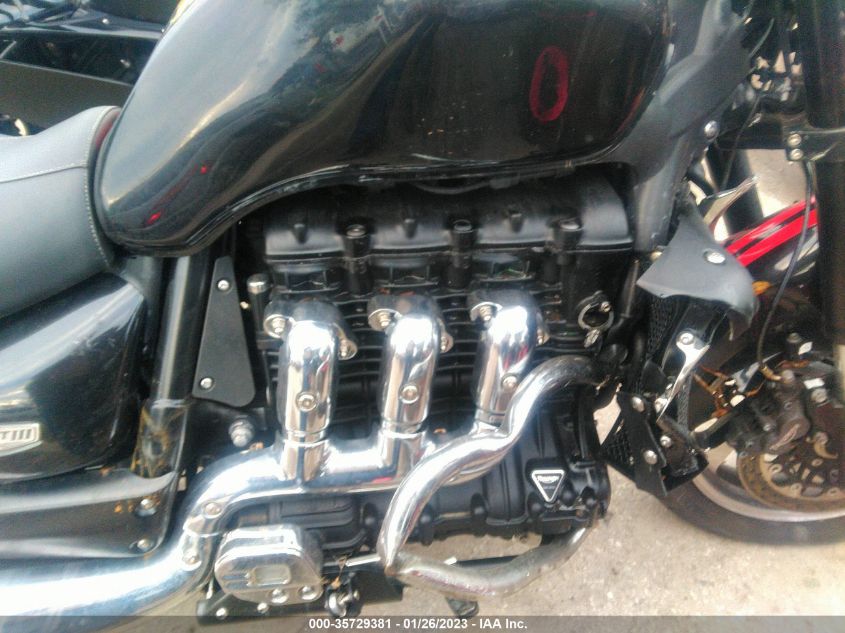 2015 TRIUMPH MOTORCYCLE ROCKET III ROADSTER SMTC02L45FJ660465