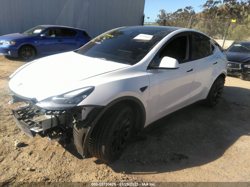 2022 TESLA MODEL Y LONG RANGE - 7SAYGAEE9NF350991