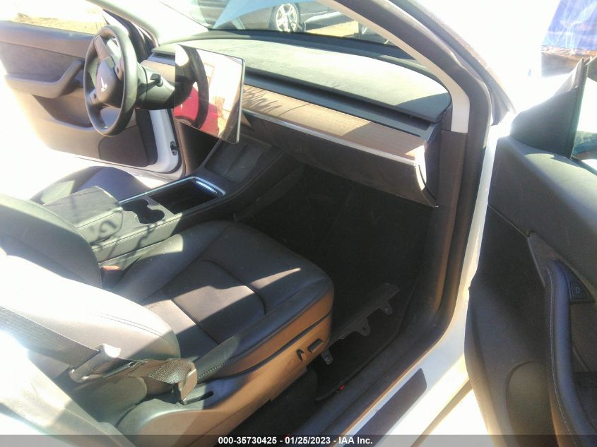2022 TESLA MODEL Y LONG RANGE - 7SAYGAEE9NF350991