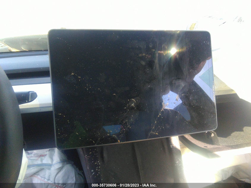 VIN 5YJYGDEE4MF230786 2021 TESLA MODEL Y LONG RANGE