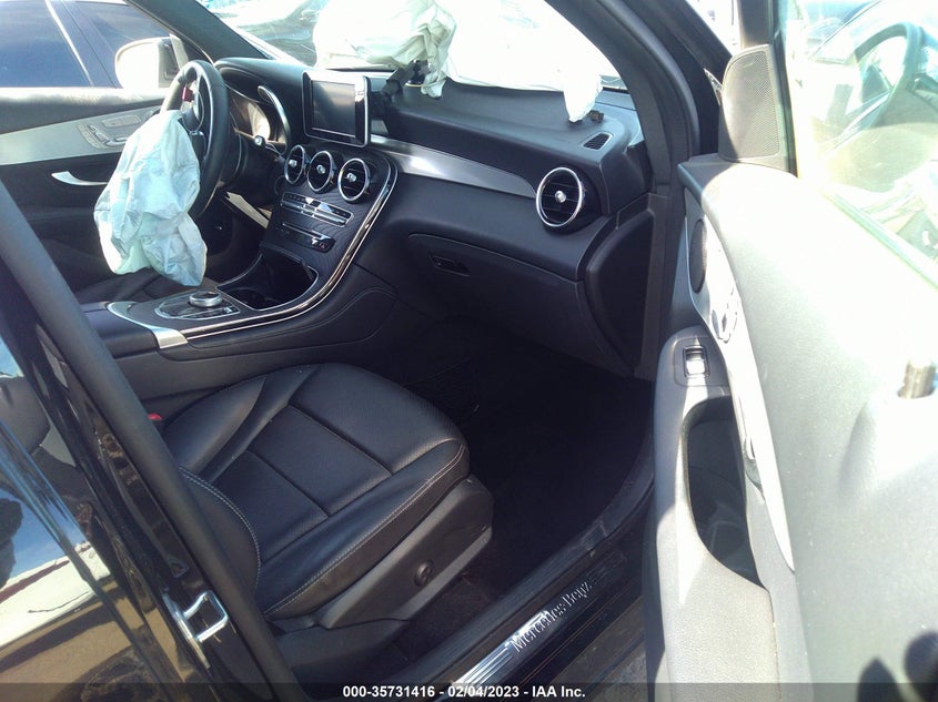 VIN WDC0G4JB2KF656102 2019 MERCEDES-BENZ GLC GLC 300
