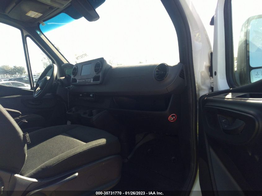 2022 MERCEDES-BENZ SPRINTER CARGO VAN W1Y4EBHY0NT101422