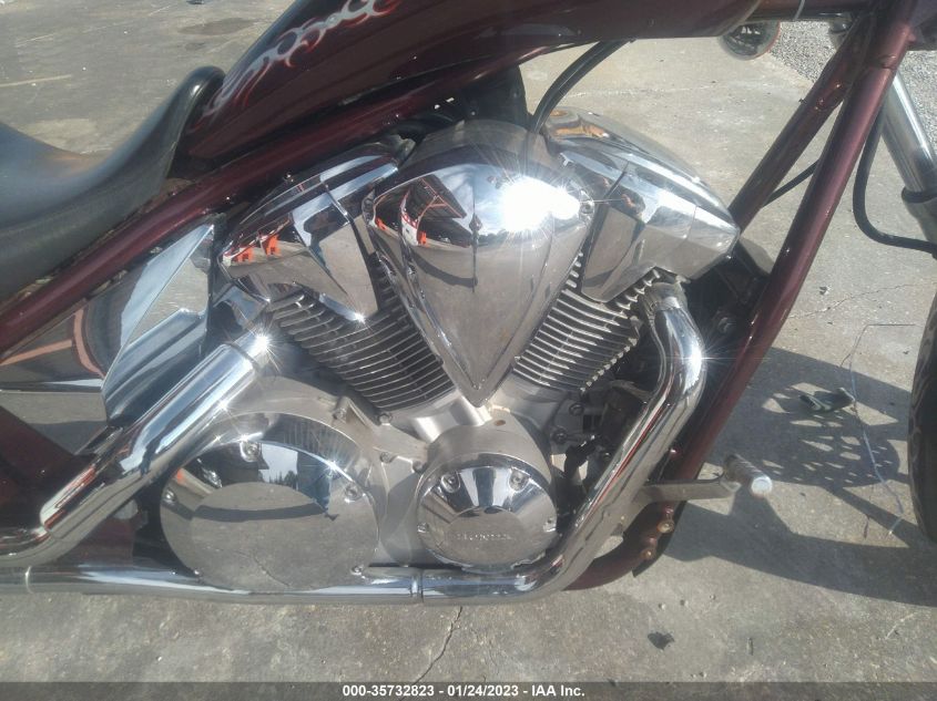 2010 HONDA VT1300 CX JH2SC6103AK000881