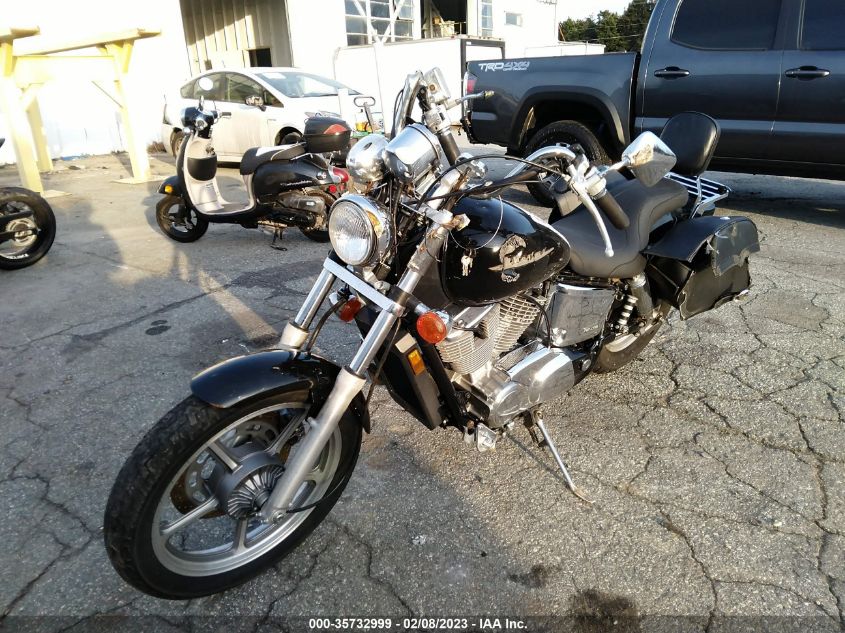 2004 HONDA VT1100 C 1HFSC18004A801835