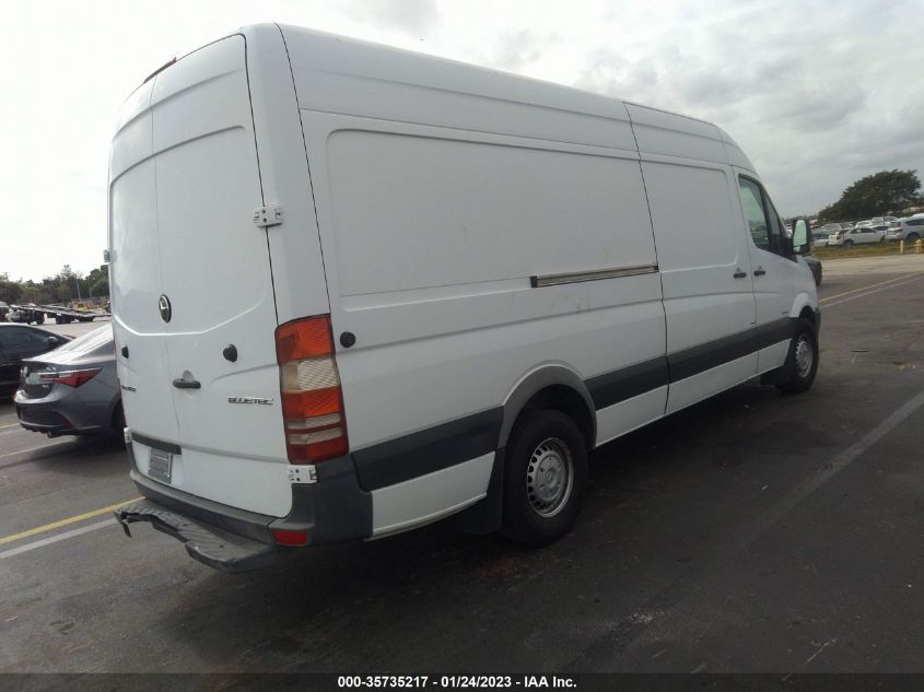 2015 MERCEDES-BENZ SPRINTER CARGO VANS WD3PE8DC7F5993568