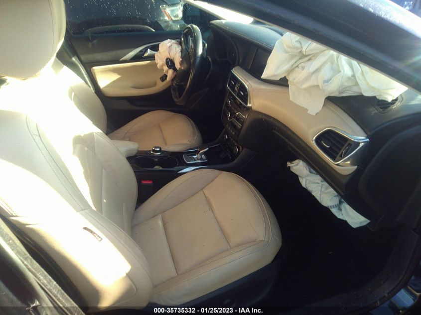 2017 INFINITI QX30 PREMIUM SJKCH5CP5HA018511