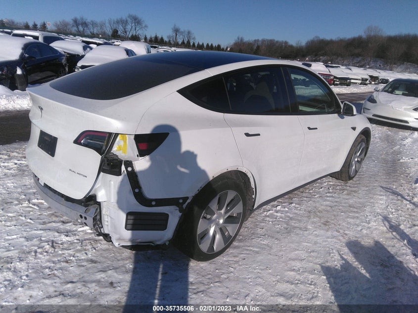VIN 7SAYGDEE1NF372226 2022 TESLA MODEL Y LONG RANGE