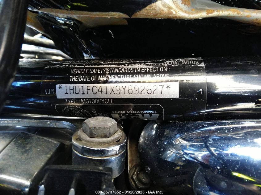 2009 HARLEY-DAVIDSON FLHTCU 1HD1FC41X9Y692627