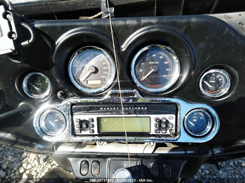 2009 HARLEY-DAVIDSON FLHTCU 1HD1FC41X9Y692627