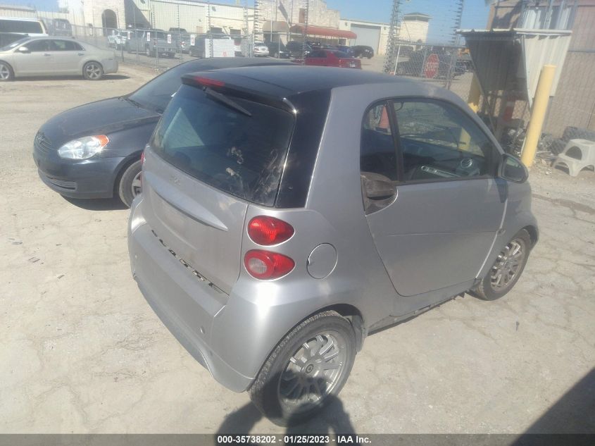 2013 SMART FORTWO PURE/PASSION WMEEJ3BAXDK610915
