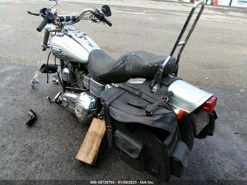 2006 HARLEY-DAVIDSON FXDWGI 1HD1GP1136K306573