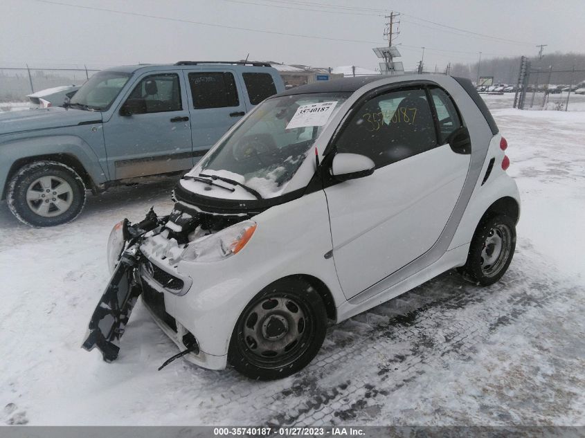 2015 SMART FORTWO PASSION/PURE WMEEJ3BA3FK806021