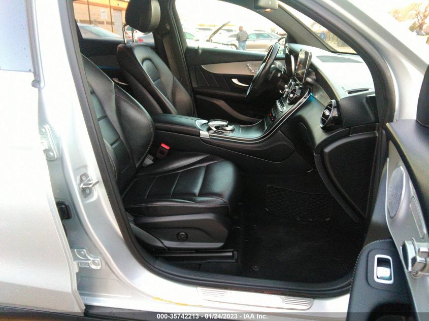 2019 MERCEDES-BENZ GLC GLC 300 - WDC0J4KBXKF497264