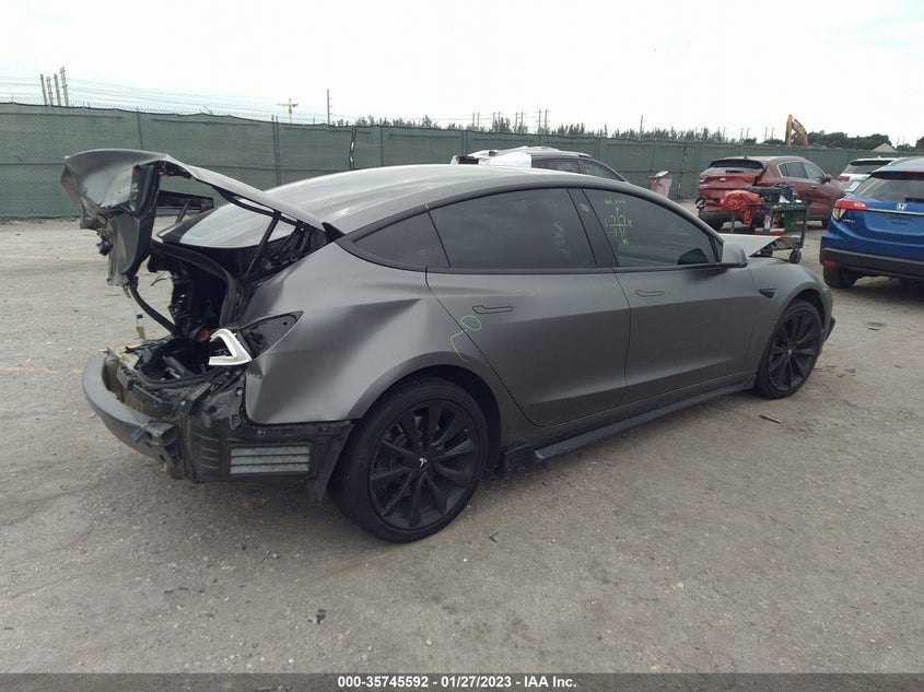 VIN 5YJ3E1EB6JF186709 2018 TESLA MODEL 3 LONG RANGE