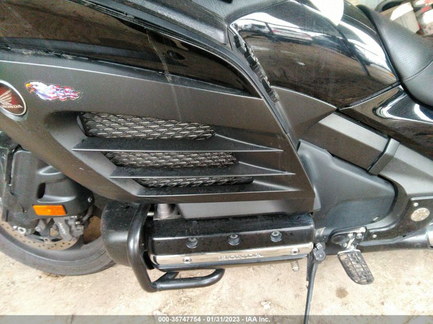 2013 HONDA GL1800 B JH2SC6815DK000836