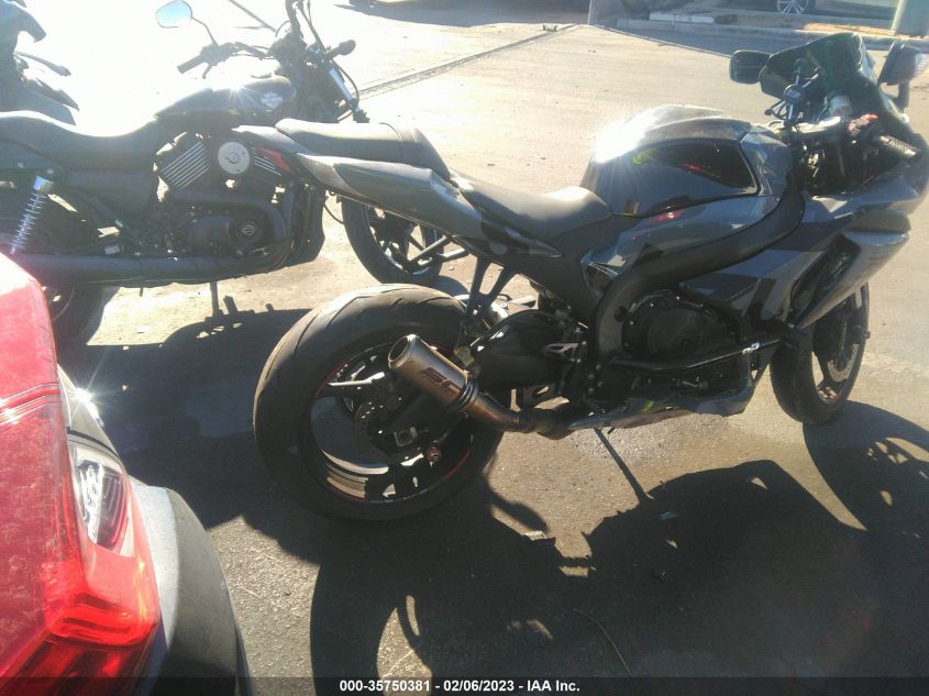 2016 SUZUKI GSX-R1000 JS1GT78A5G2100759