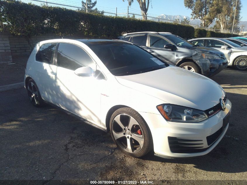 2015 VOLKSWAGEN GOLF GTI SE - 3VWTT7AU6FM030251