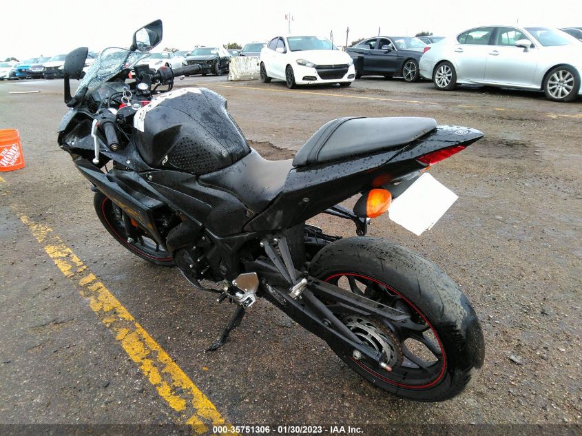 2017 YAMAHA YZFR3 A MH3RH15Y9HK001041