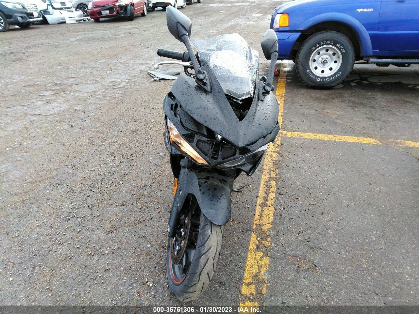 2017 YAMAHA YZFR3 A MH3RH15Y9HK001041