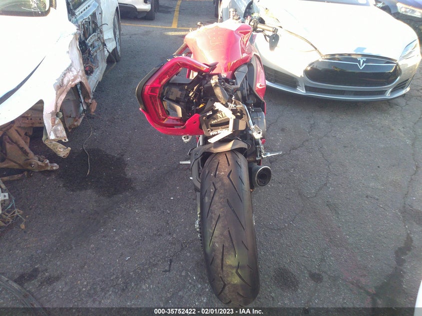 VIN ZDMHAATW1NB006296 2022 DUCATI PANIGALE V2