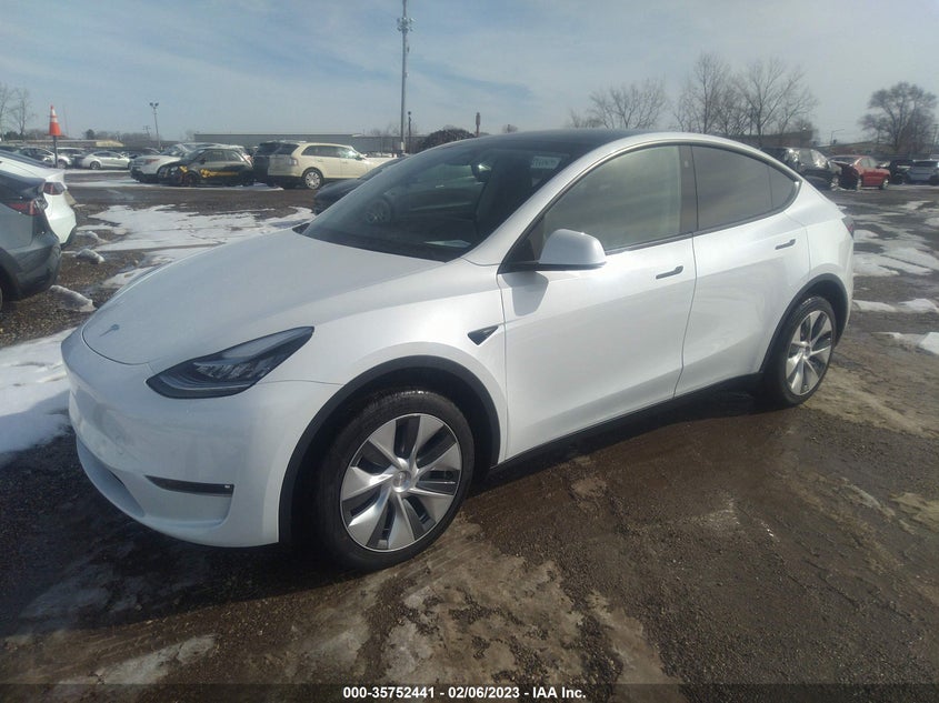 VIN 7SAYGDEE1PF611695 2023 TESLA MODEL Y LONG RANGE