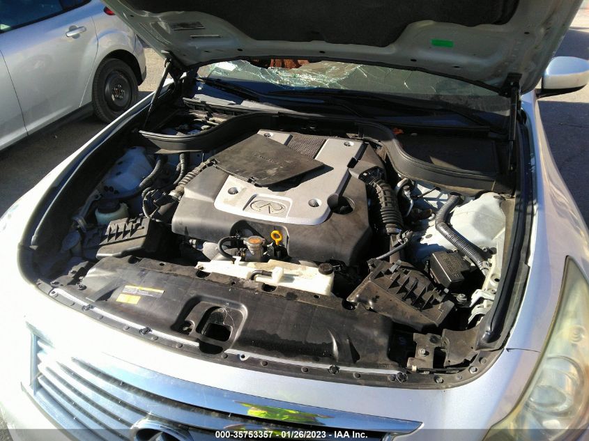 2015 INFINITI Q40 JN1CV6AP3FM580216
