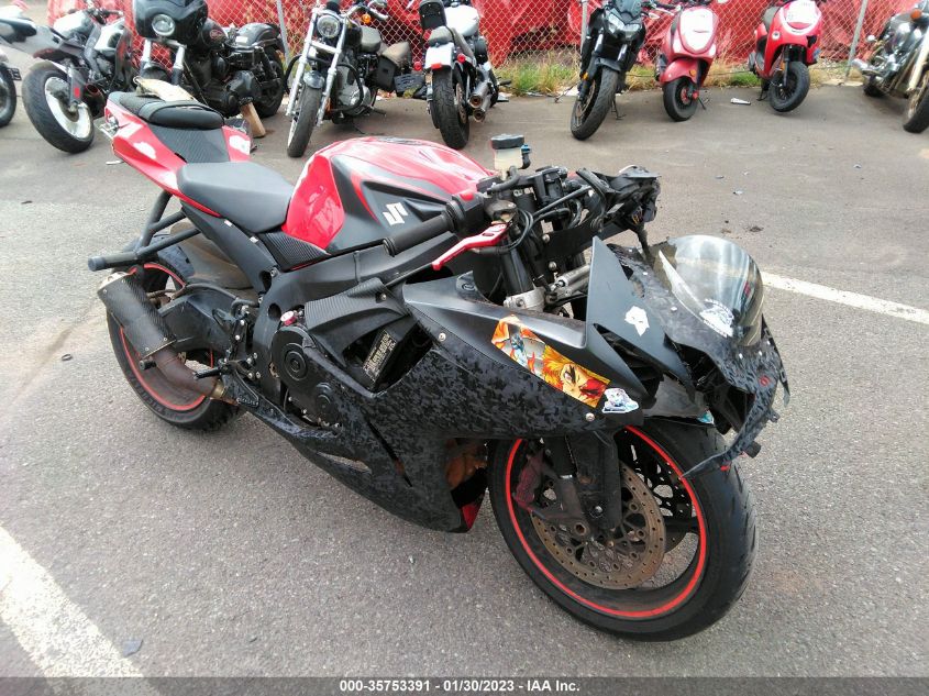 2016 SUZUKI GSX-R600 - JS1GN7FA3G2100076