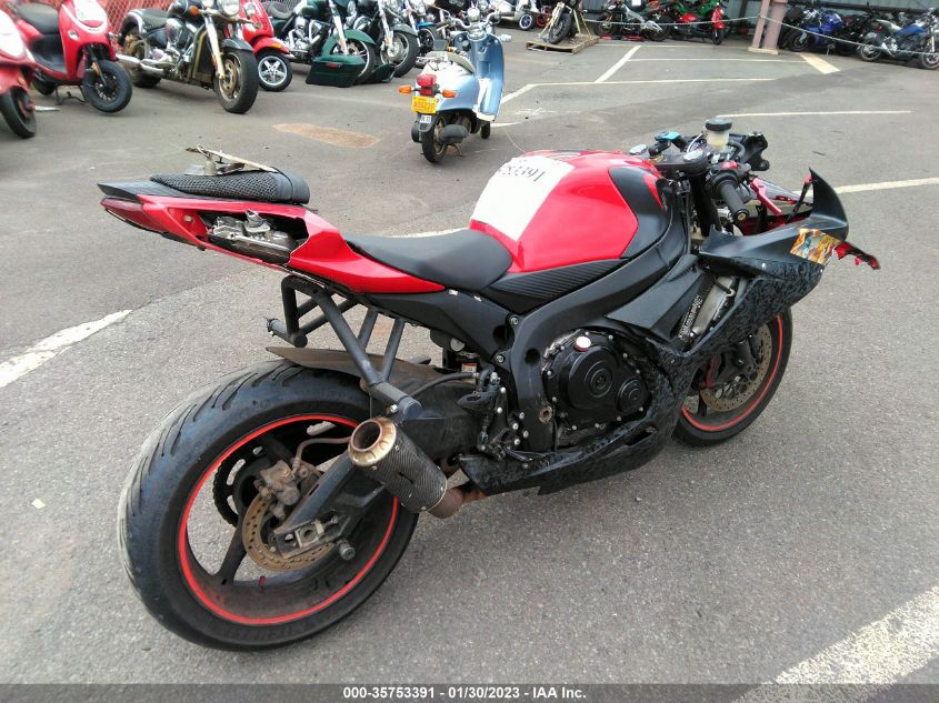 2016 SUZUKI GSX-R600 - JS1GN7FA3G2100076