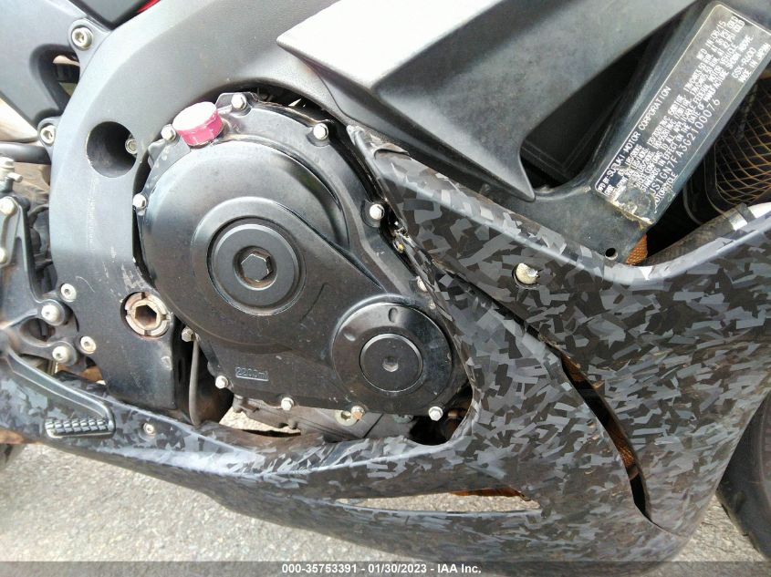 2016 SUZUKI GSX-R600 - JS1GN7FA3G2100076
