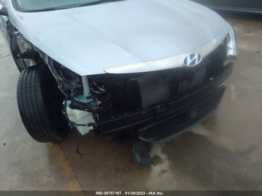 2015 HYUNDAI SONATA HYBRID - KMHEC4A49FA131187