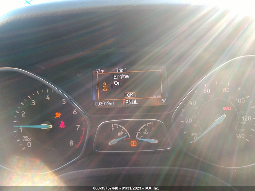 VIN 1FADP3F28JL273314 2018 FORD FOCUS SE