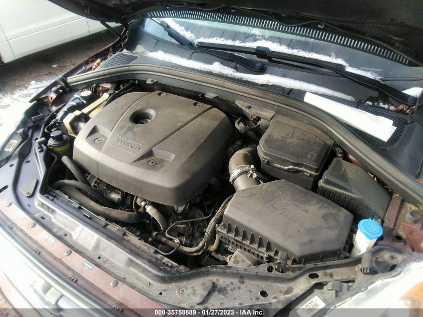 2015 VOLVO XC60 T5 DRIVE-E PREMIER YV440MDK4F2746725