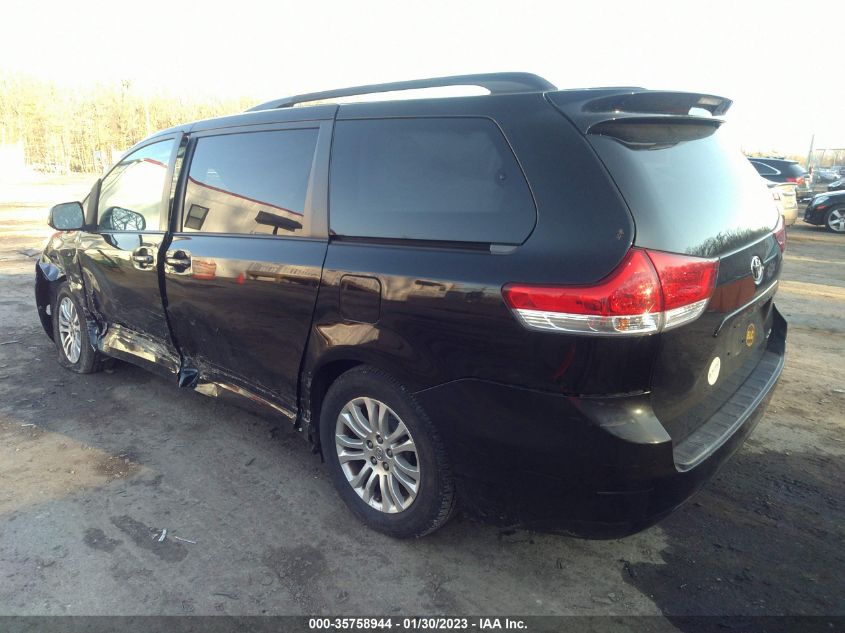 2013 TOYOTA SIENNA XLE AAS/XLE/LTD - 5TDYK3DCXDS371429