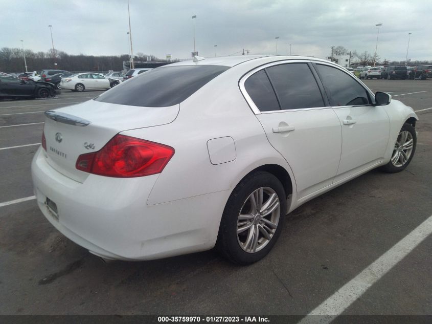2015 INFINITI Q40 JN1CV6AR0FM522825