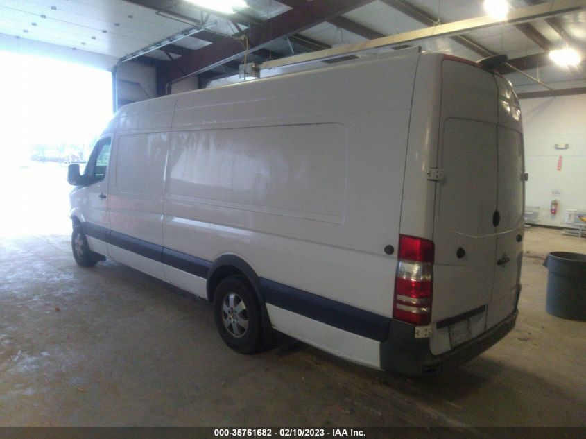 2014 MERCEDES-BENZ SPRINTER CARGO VANS WD3PE8CC8E5880244